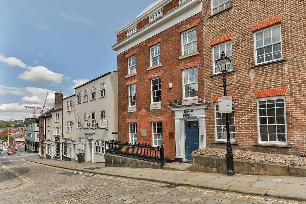 Paradise Square-Remodelled 18Th Century Apartment Sheffield